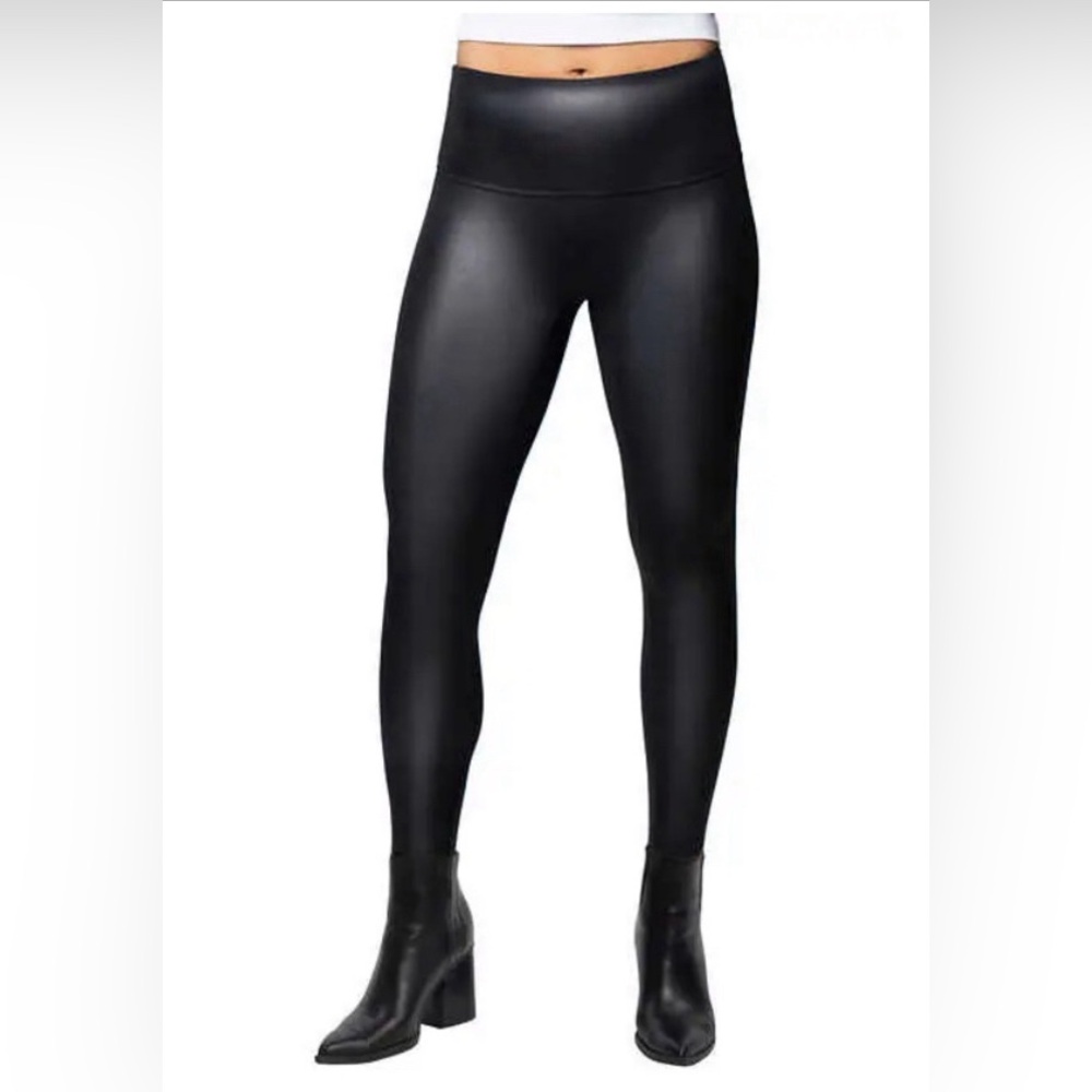 Jane and  bleeecker ladies faux leather legging